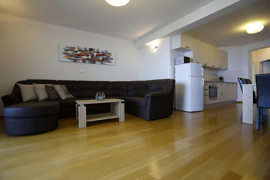 Villa San Antonio Apartments By Aneo Travel تْسْغيكفانِتْسا المظهر الخارجي الصورة